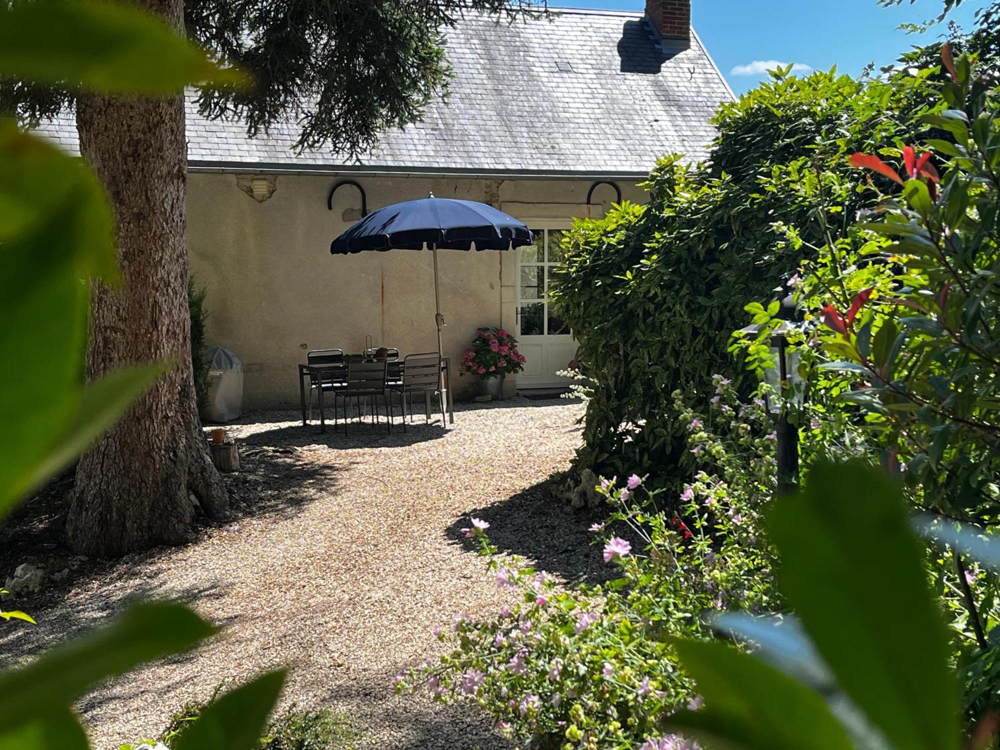 Charming Cottage In Chateau Les Roches Gardens Mont-Saint-Jean  Dış mekan fotoğraf